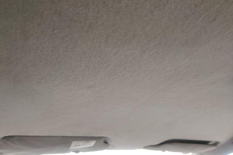 Used FAW Weizhi V2 2010 1.3L Manual Luxury Version
