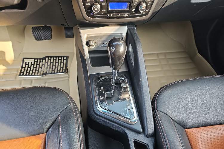 Used JAC Refine S3 2014 1.5L CVT Luxury Smart Model