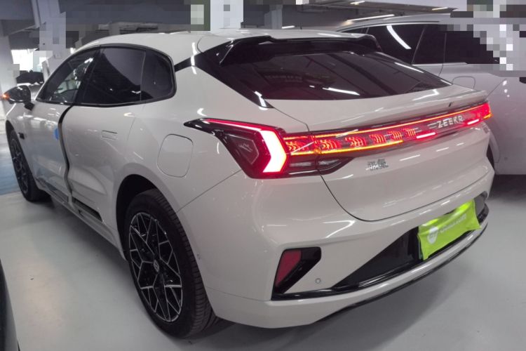 Used Zeekr 001 2025 YOU Edition 100 kWh All-Wheel Drive