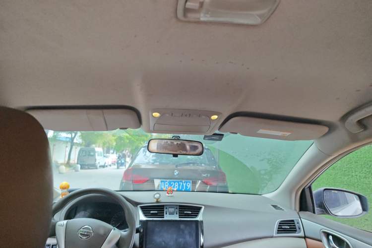 Used Nissan Sylphy 2012 1.6XE CVT Comfort Edition Headliner