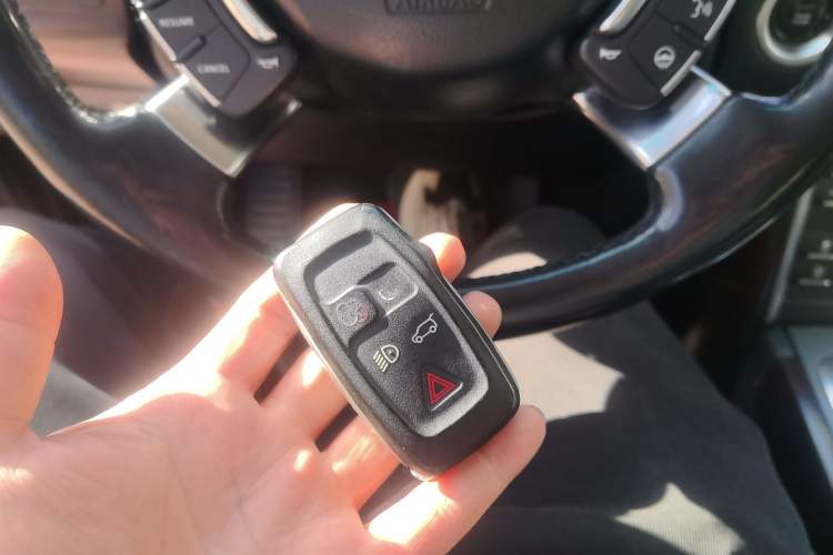 Used Land Rover Range Rover 2012 5.0 NA V8