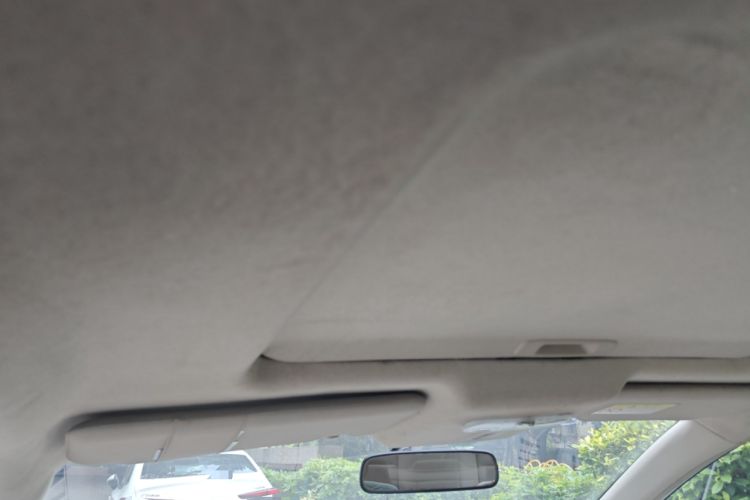 Used Venucia D50 2012 1.6L Automatic Prestige Edition