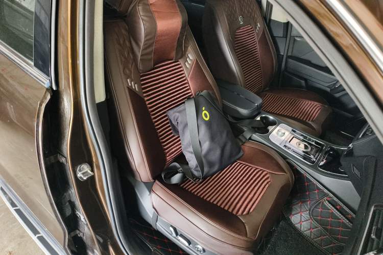 Used Zotye T600 2016 Sport Edition 2.0T DCT Prestige Model
