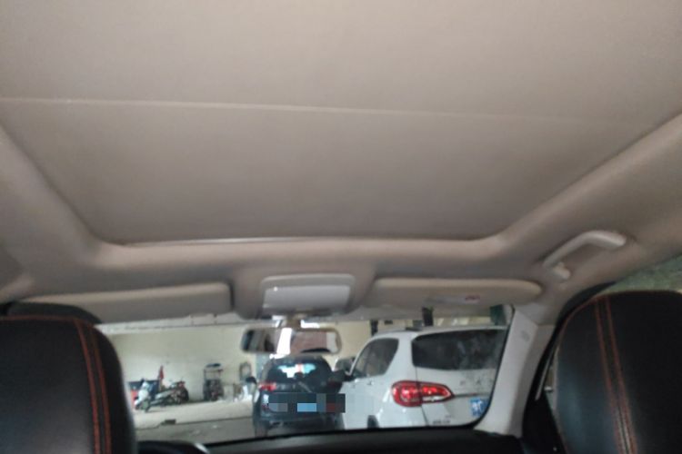 Used Zotye Domy X5 2015 1.5T Manual Luxury Model China V Standard