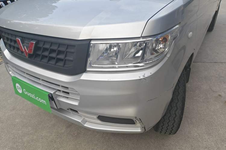 Used Wuling Rongguang New Truck 2019 1.8L Double-Cab China VI Standard LJ479Q6 Left Front Headlight