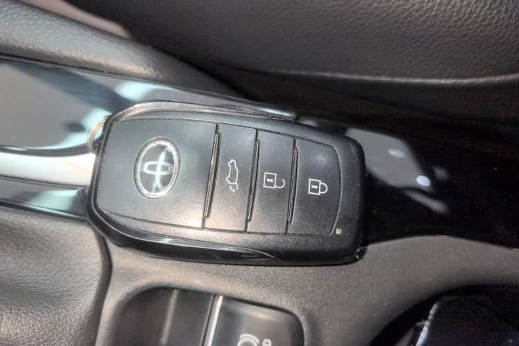 Used Toyota FRONTLANDER 2022 2.0L CVT Luxury PLUS Edition