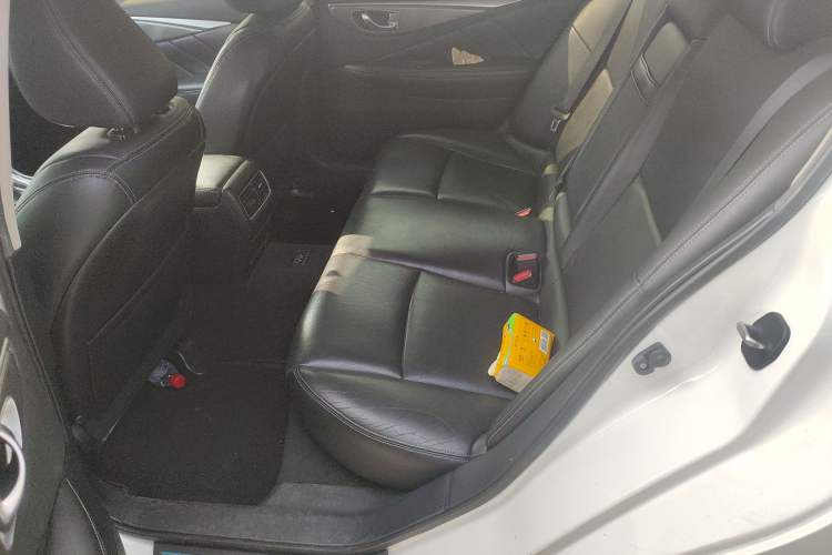 Used Infiniti Q50L 2015 2.0T Enjoyment Edition