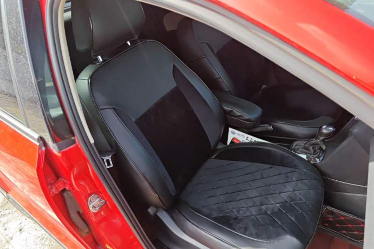 Used Volkswagen Polo 2012 1.6L Cross Polo Automatic Transmission