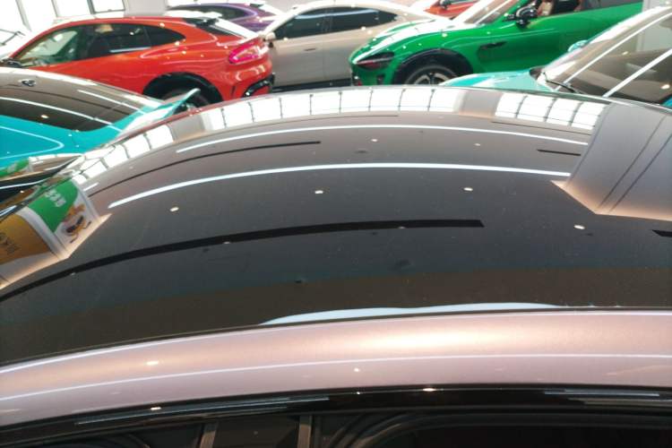 Used Xiaomi Auto SU7 2024 Four-Wheel Drive Ultra-Long Range Advanced Intelligent Driving Max Edition
