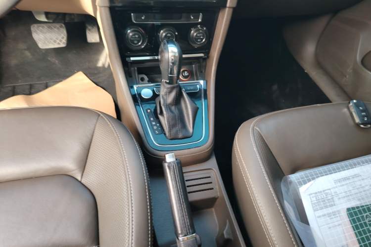 Used Volkswagen Bora 2014 1.6L Automatic Luxury Model