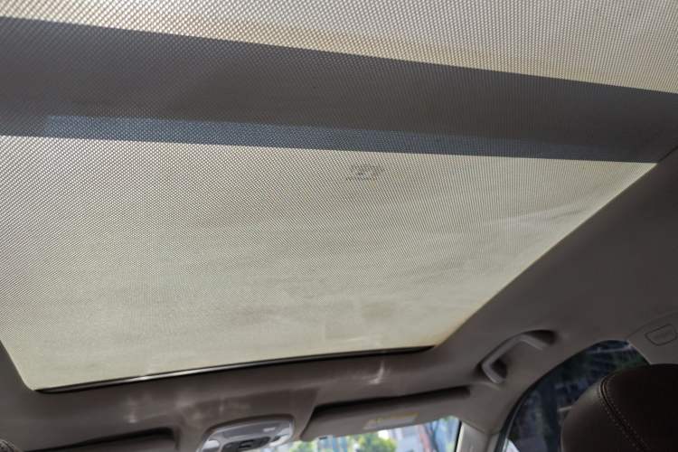 Used Hanteng X5 2020 1.5T Automatic Luxury Model 5 Seats Headliner