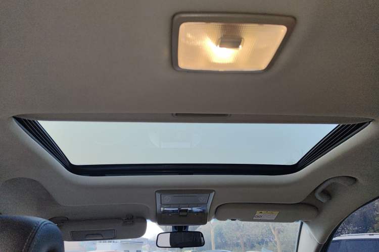 Used Chevrolet Captiva 2017 2.4L Two-Wheel Drive Luxury Edition 7 Seats