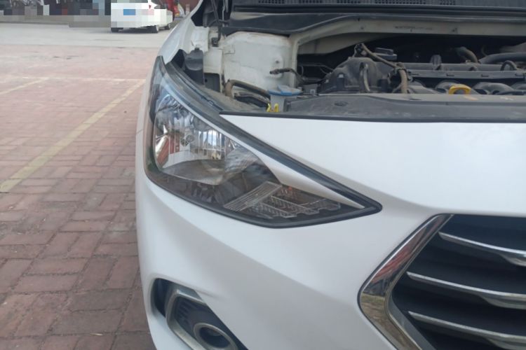 Used Hyundai Celesta 2018 1.6L Automatic GL Enjoyment Version China V Standard Right Front Headlight