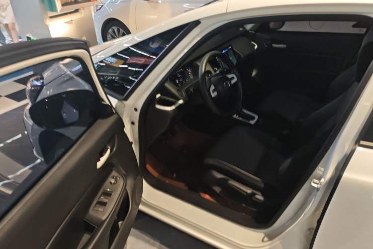 Used Honda Fit 2021 1.5L CVT Trendy Sports Edition Driver Seat