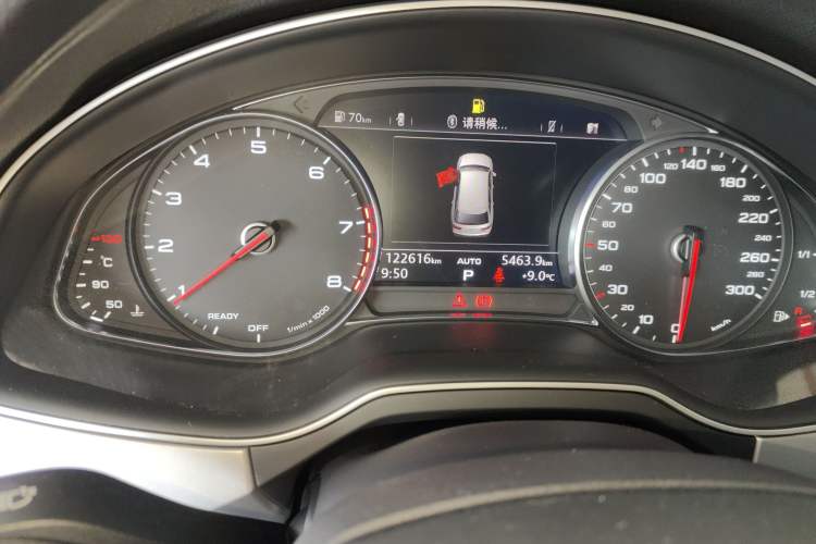 Used Audi Q7 2016 40 TFSI Comfort Model