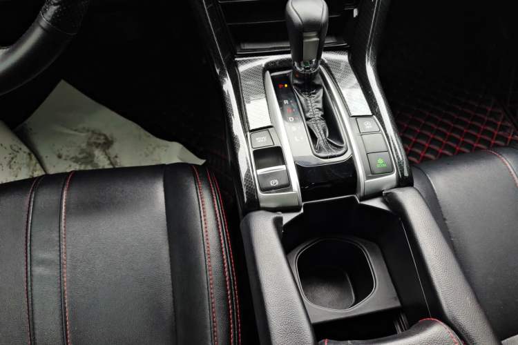 Used Honda Civic 2016 220TURBO CVT Luxury Edition Gear Lever