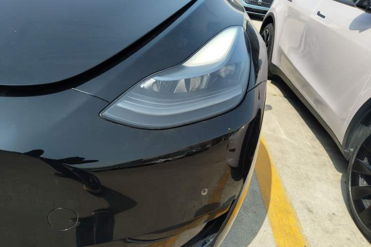 Used Tesla Model Y 2022 Rear-Wheel-Drive Version