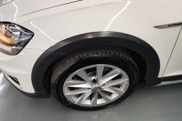 Used Volkswagen Golf 2019 1.8TSI Travel Edition