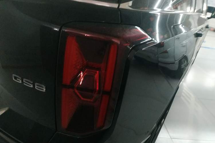 Used GAC Trumpchi GS8 2022 Flagship Series 2.0 TGDI Two-Wheel-Drive Prestige Edition (6-seater)