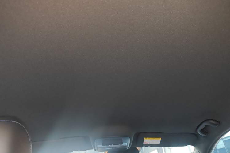 Used MG 4 EV 2023 415 km Range Sea-Faring Champion Edition Headliner