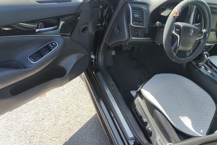 Used Toyota Crown 2018 2.0T Fashion Edition