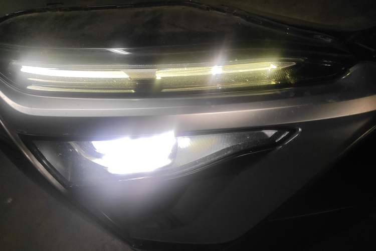 Used Nio ES8 2018 355 km Base Version 6-Seater Edition
