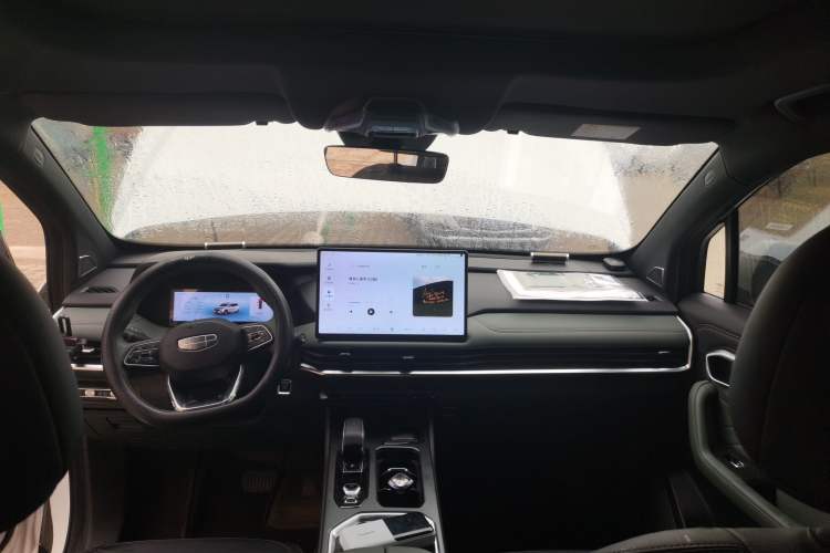 Used Geely Auto Haoyue L 2024 2.0T DCT Prestige Version