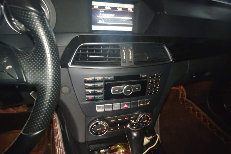 Used Mercedes-Benz C-Class 2013 C 260 Fashion Edition Grand Edition
