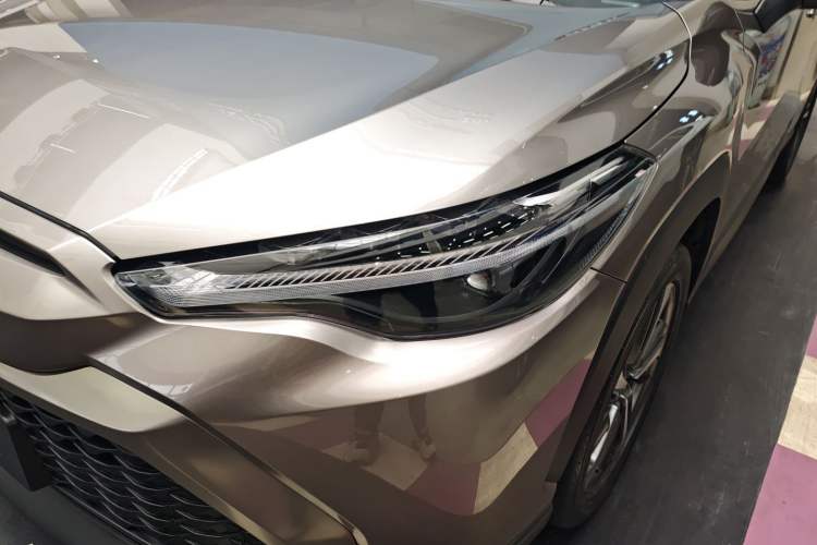 Used Toyota FRONTLANDER 2022 2.0L CVT Luxury PLUS Edition
