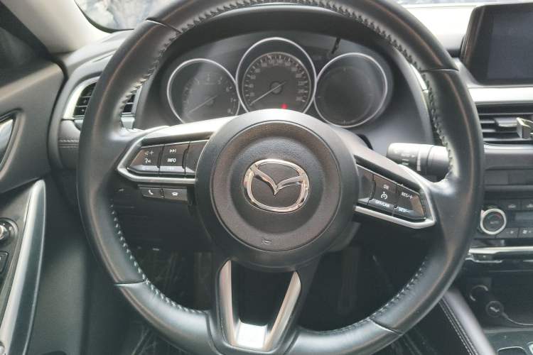 Used Mazda Atenza 2018 2.0L Blue Sky Luxury Edition China VI Standard
