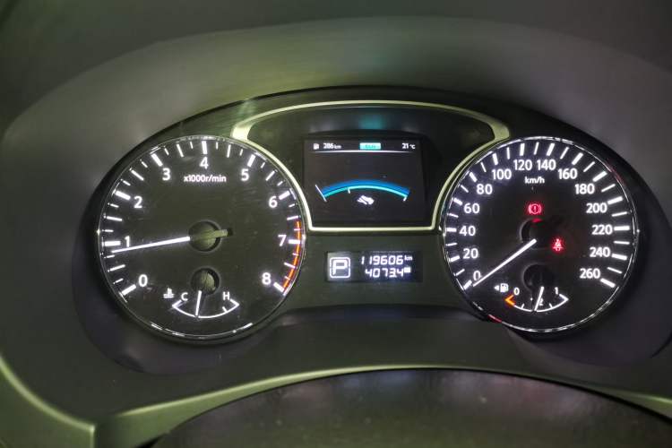 Used Nissan Teana 2016 2.0L XL Comfort Edition Instrument Cluster