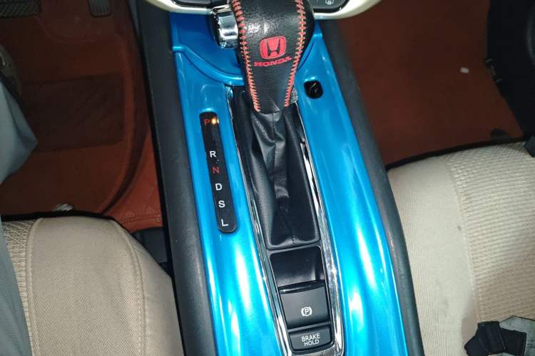 Used Honda Vezel 2017 1.8L CVT Front-Wheel Drive Pioneer Edition Gear Lever