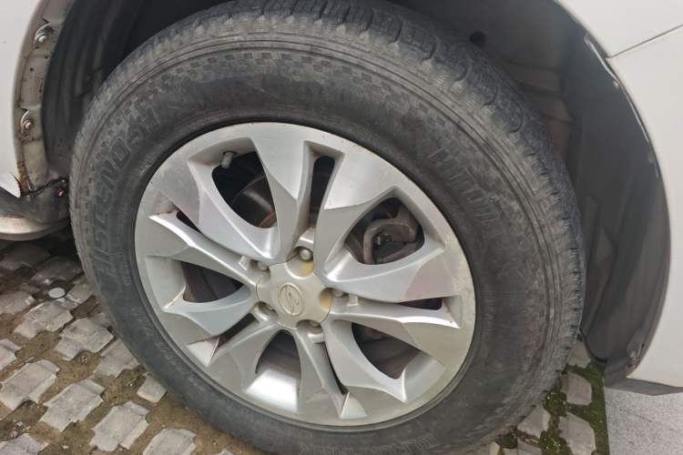 Used Land X5 2015 1.5T CVT Enjoyment Edition Right Front Wheel Hub