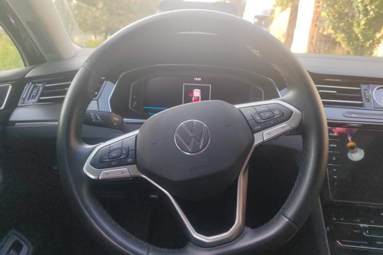 Used Volkswagen Magotan 2021 330TSI DSG 30th Anniversary Edition