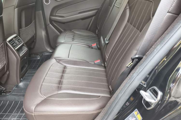 Used Mercedes-Benz GLE 2017 GLE 320 4MATIC Dynamic Model Left Rear Seat