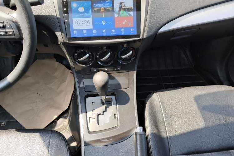 Used Mazda Mazda 3 2015 Sedan 1.6L Automatic Elite Model