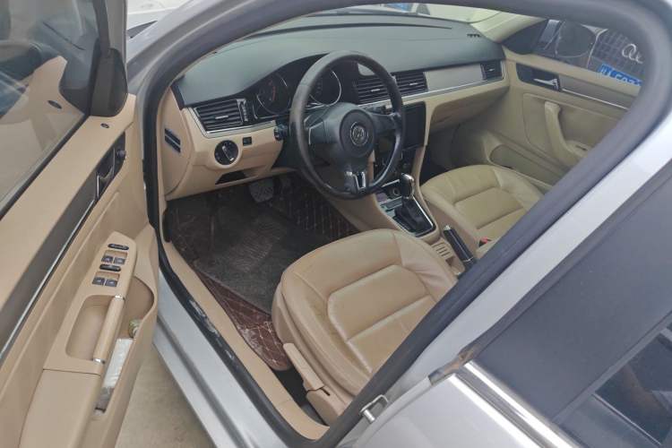 Used Volkswagen Bora 2013 1.6L Automatic Comfort Model Driver Seat