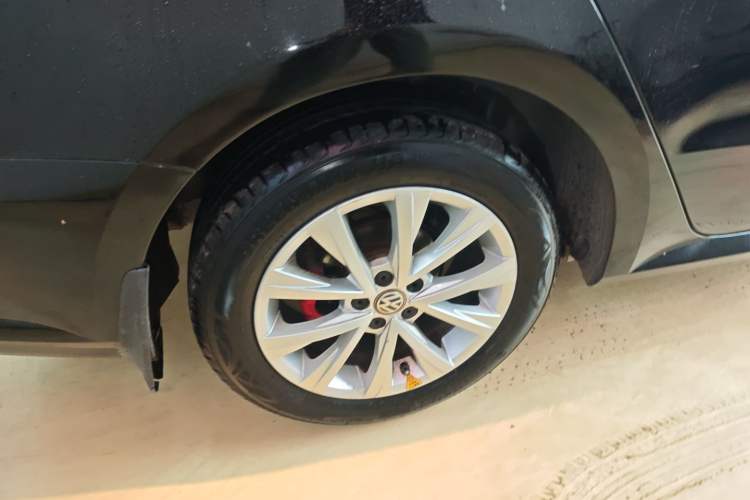 Used Volkswagen Lavida 2017 1.6L Automatic Comfort Edition