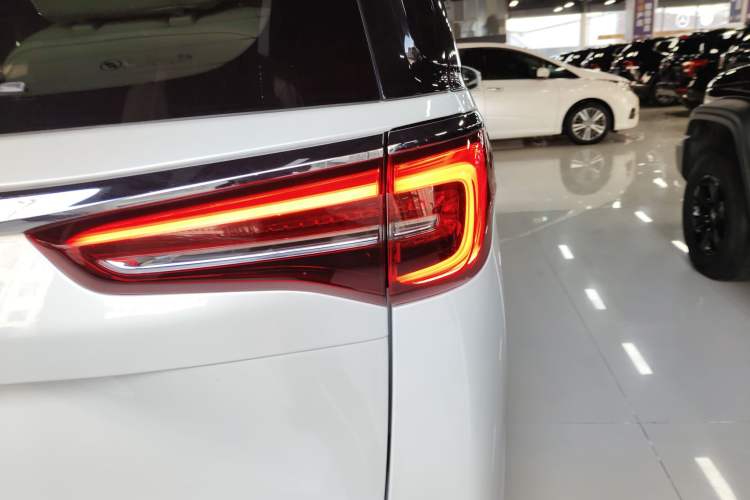 Used Buick GL8 2020 ES Land Cruiser 653T Comfort Edition