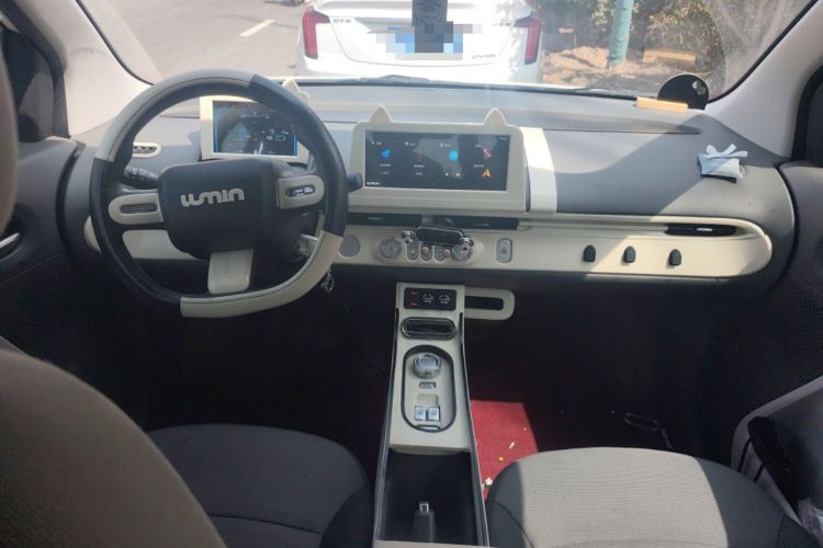 Used CHANGAN NEVO Lumin 2022 155 km – Refreshingly Sweet Edition Center Console