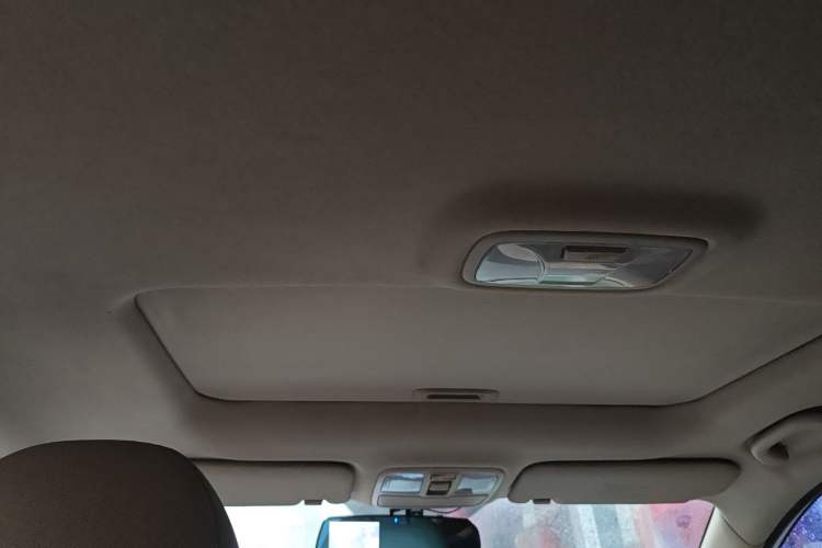 Used Hyundai ix35 2013 2.0L Automatic Two-Wheel Drive Smart GLS China IV Standard