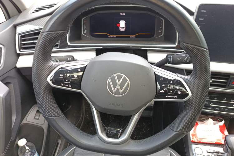 Used Volkswagen Tiguan L 2022 330TSI Automatic Two-Wheel Drive R-Line Enhanced Edition Steering Wheel
