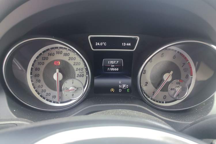 Used Mercedes-Benz GLA 2015 GLA 200 Fashion Model