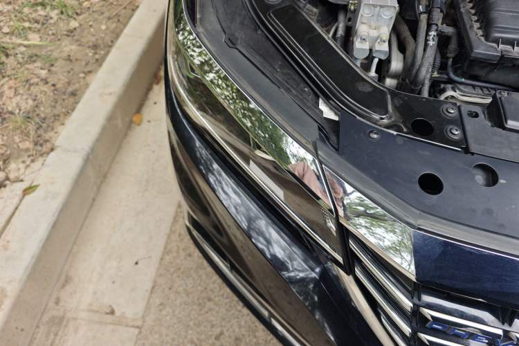 Used Volkswagen Passat New Energy 2020 430 PHEV Hybrid Elite Edition China VI Standard Right Front Headlight