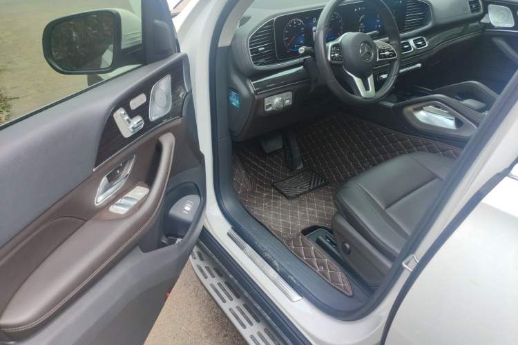 Used Mercedes-Benz GLS  Driver Seat