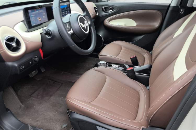 Used Wuling Bingo 2023 333 km Enjoyment Version
