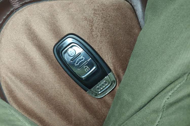 Used Audi A8 2013 A8L 45 TFSI quattro Comfort model