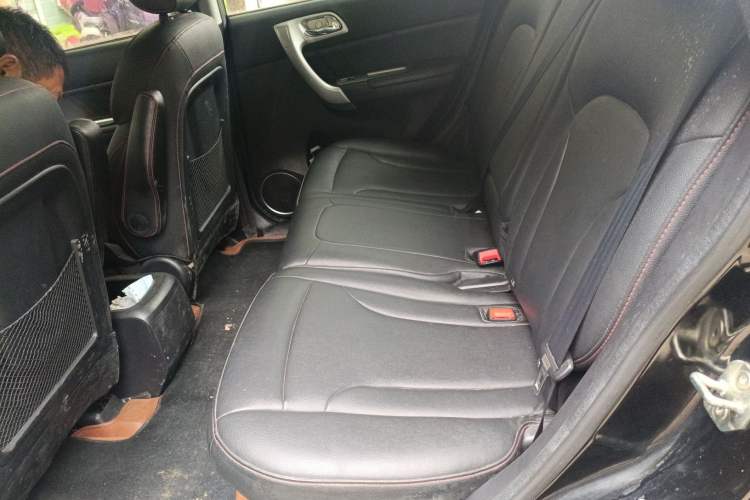 Used Haval H6 2015 Upgraded Model 1.5T Manual Two-Wheel Drive Elite Version