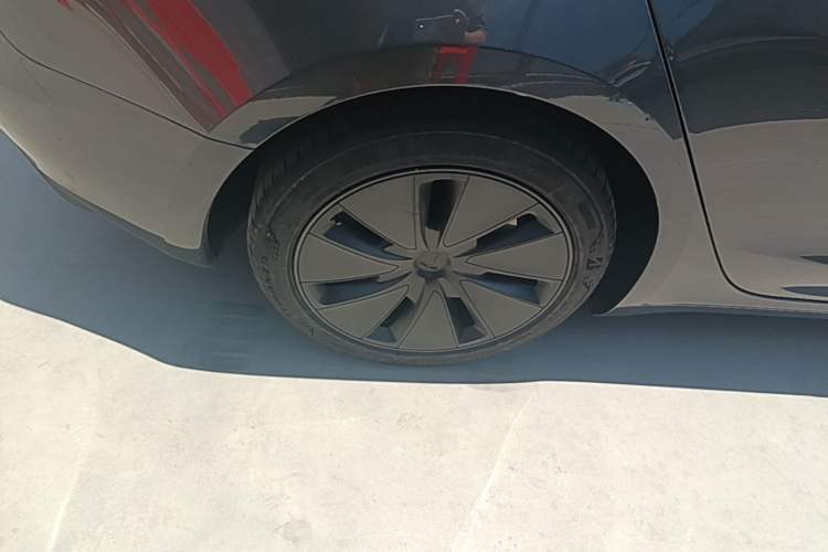 Used Tesla Model 3 2025 Rear-Wheel-Drive Version
