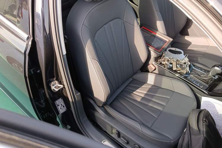 Used Volkswagen Passat 2025 Outstanding Model 380TSI Starry Dragon Glorious Edition